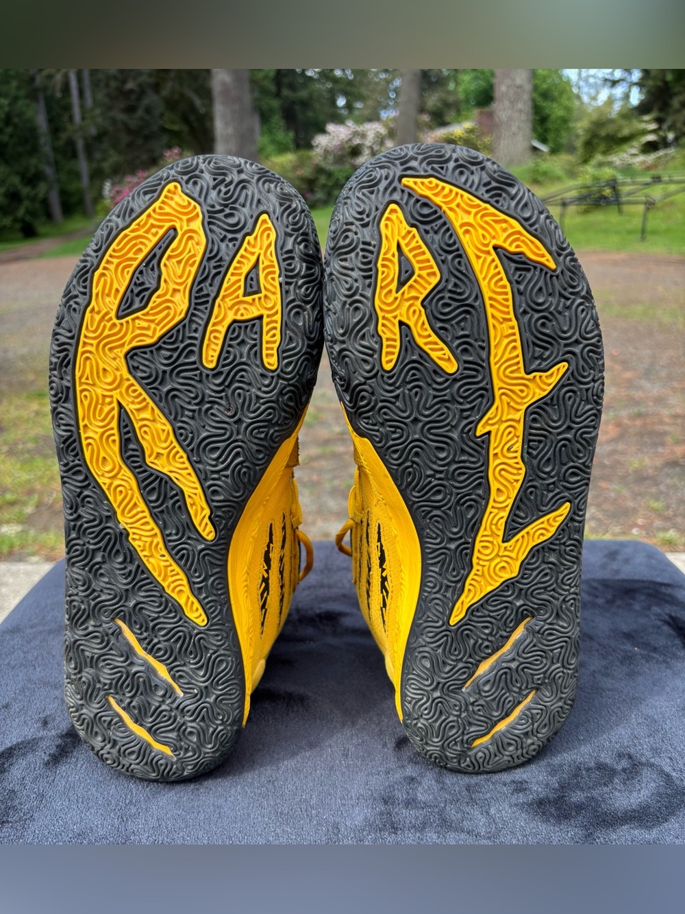 Puma Porsche x MB.03 Sport Yellow 309847-01 Men’s Size 9.5 Basketball Shoes EUC - Picture 7 of 12